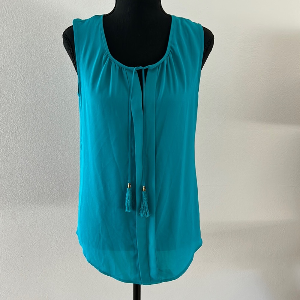 NWT Rose & Olive teal sleeveless blouse with ties